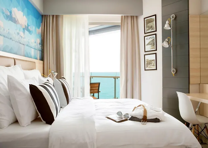 Sunprime C-Lounge - Adult Only